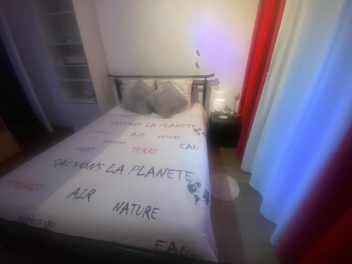 Salle Calme Libourne Buitenkant foto