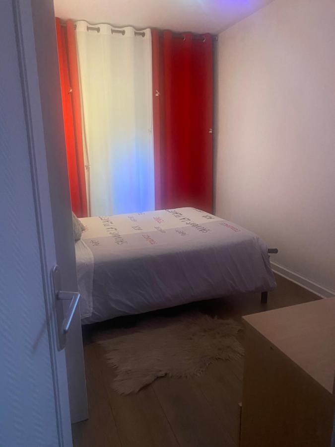 Salle Calme Libourne Buitenkant foto
